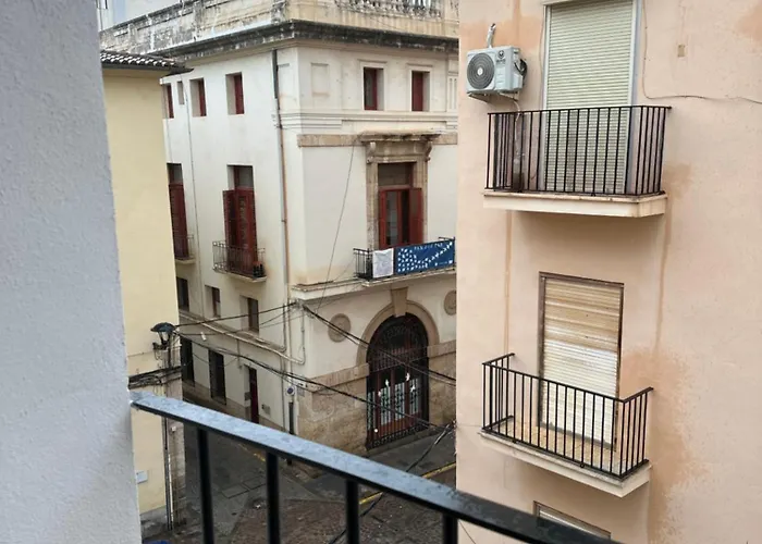 Capsule hotel Peixcateria Mini Sagunto