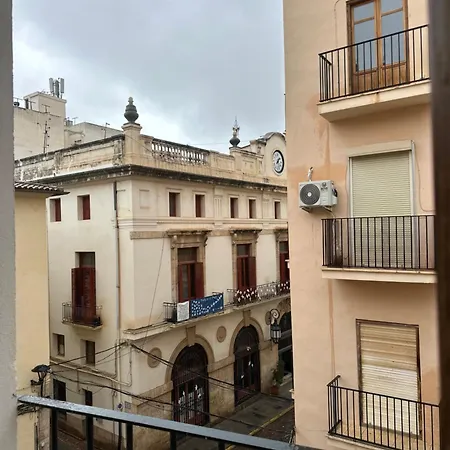 Peixcateria Mini فندق-كبسولة *